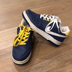 Woman’s Nike Delta Force